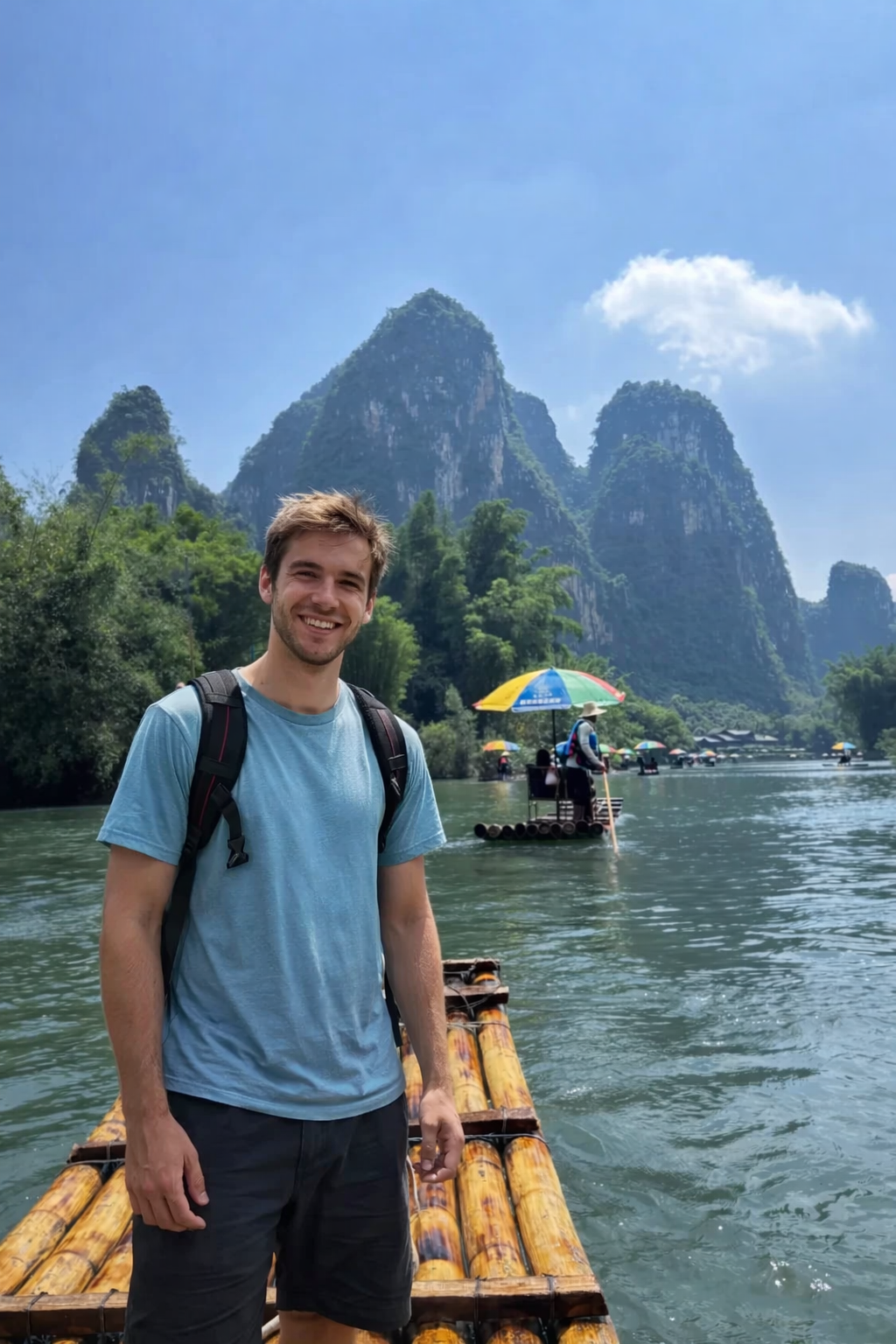 Guilin Li River Cruise Guide: Sail Through Karst Landscapes & Traditional Villages